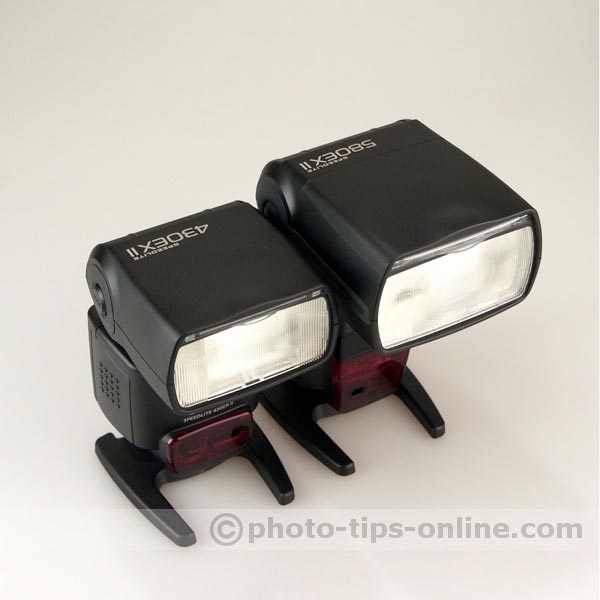 Canon Speedlite 430EX II vs. Canon Speedlite 580EX II: heads, top angle view