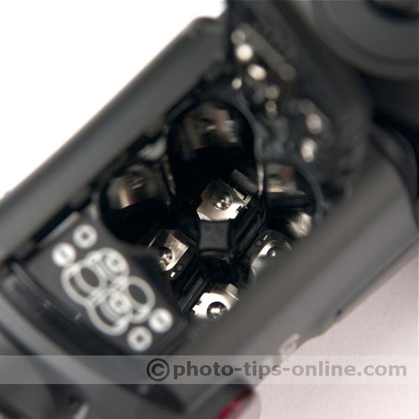 Canon Speedlite 430EX II flash: inside battery compartment