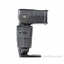 LumoPro LP180 flash: battery compartment side view