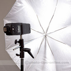 LumoPro LP180 flash: side mounted onto umbrella swivel adapter