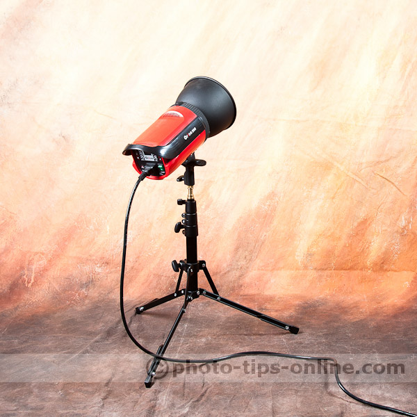 LumoPro Ultra Compact Light Stand: using with Aurora Orion studio strobe