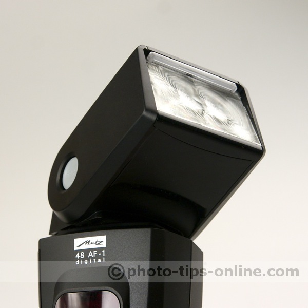 Metz Mecablitz 48 AF-1 flash: swivel and tilt