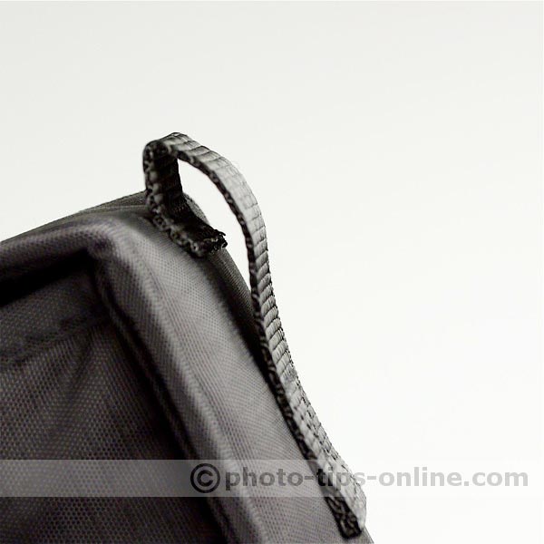 Nikon Speedlight SB-600 flash: belt loop on flash case