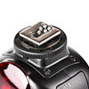 Nissin Di700 flash: metal foot