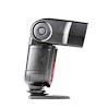 Nissin Di700 flash: tilted down