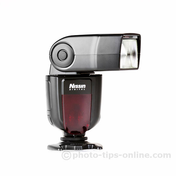 Nissin Di700 flash: release button to rotate the flash head