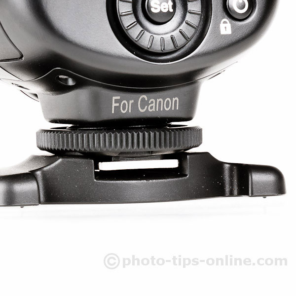 Nissin Di700 flash: mounting ring