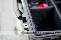 Pelican 1510SC Case: metal-padded lugs